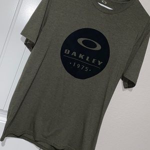 Oakley Tee